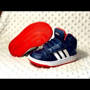 Adidas Hightop Sneakers 7.5C